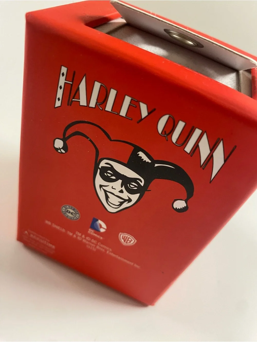 Harley Quinn watch - needs battery - great decorative piece for any fan!